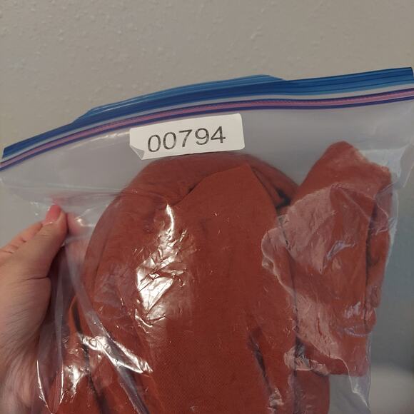 Ava Viv 3x plus burnt top button v neck plus flowy - Picture 8 of 8